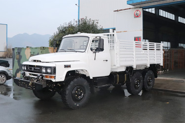 东风六驱尖头越野卡车 EQ2082运兵车 6×6东风长头货车