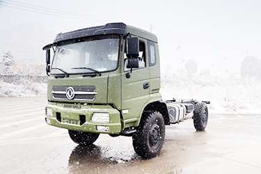 4×4水路两用车底盘配置_东风四驱越野专用车底盘销售出口_210马力越野卡车改装报价 