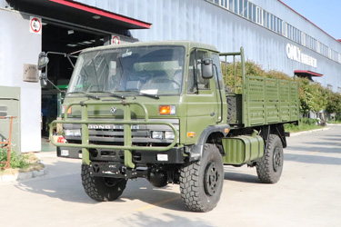 东风四驱EQ2070G越野卡车配置_4×4二吨半柴油运兵车销售_平头排半2.5吨货车