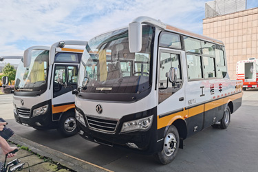  新款4*4抢险救灾越野工程车_四驱电力抢修车_10座救援客车